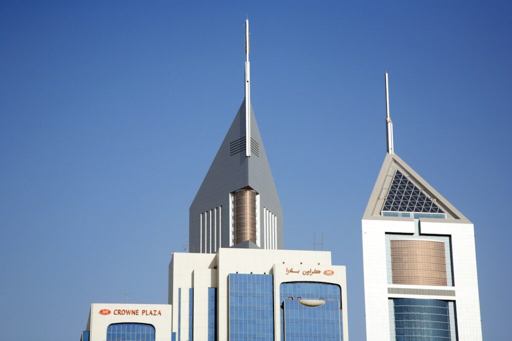 واجهة معمارية حديثة